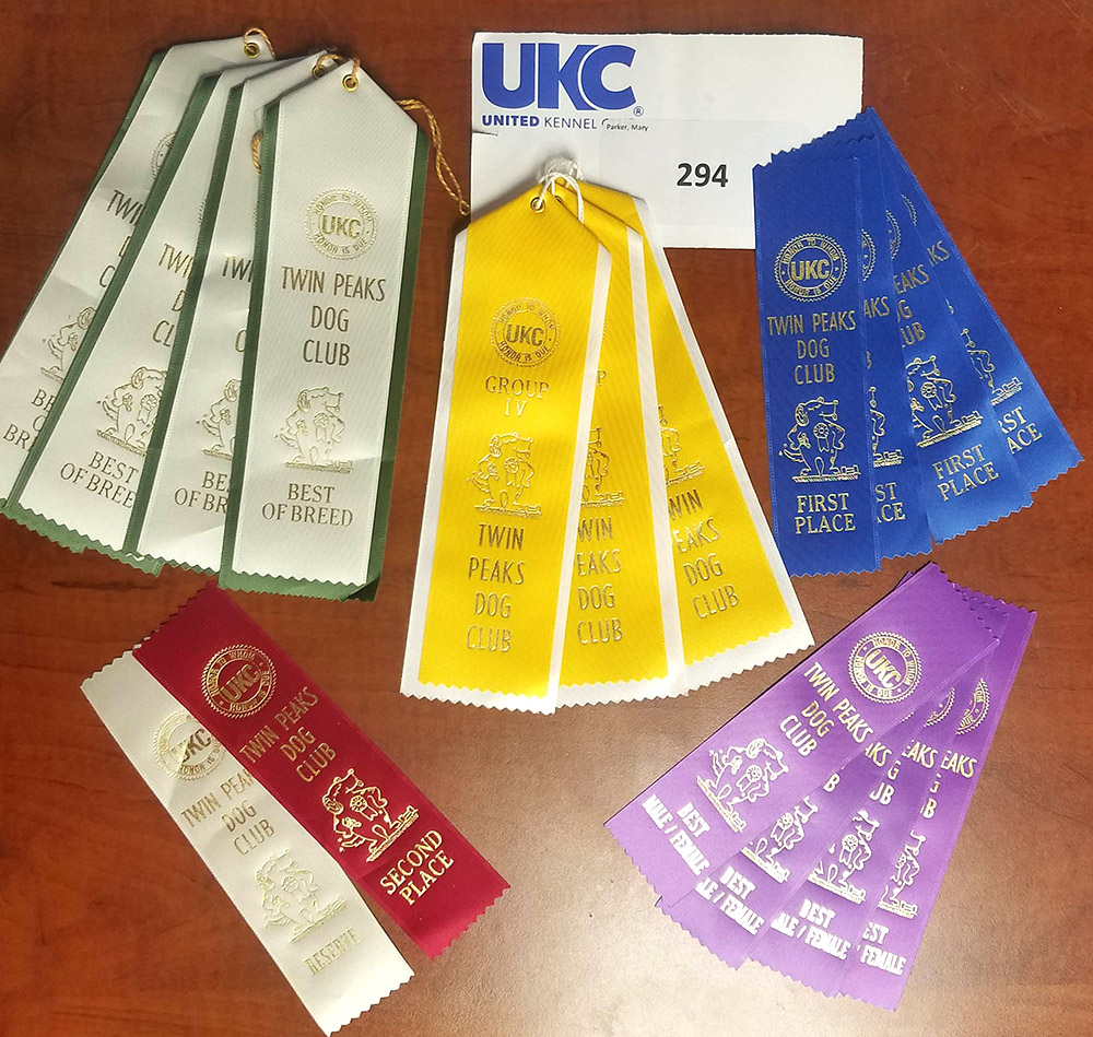 Truffles-show-ribbons-2018-twin-peaks-dog-club-UKC